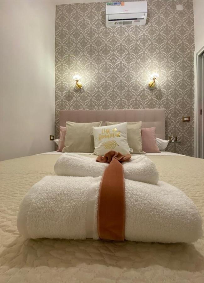Bed and Breakfast Domus Luigi Leone Neapol Exteriér fotografie