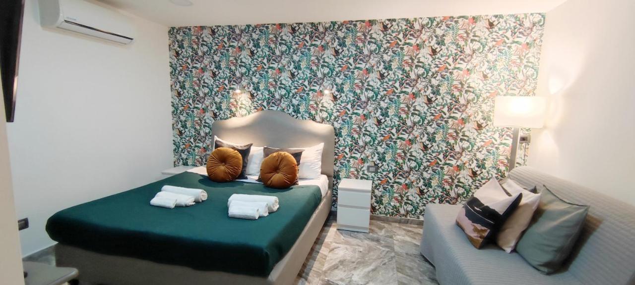Bed and Breakfast Domus Luigi Leone Neapol Exteriér fotografie