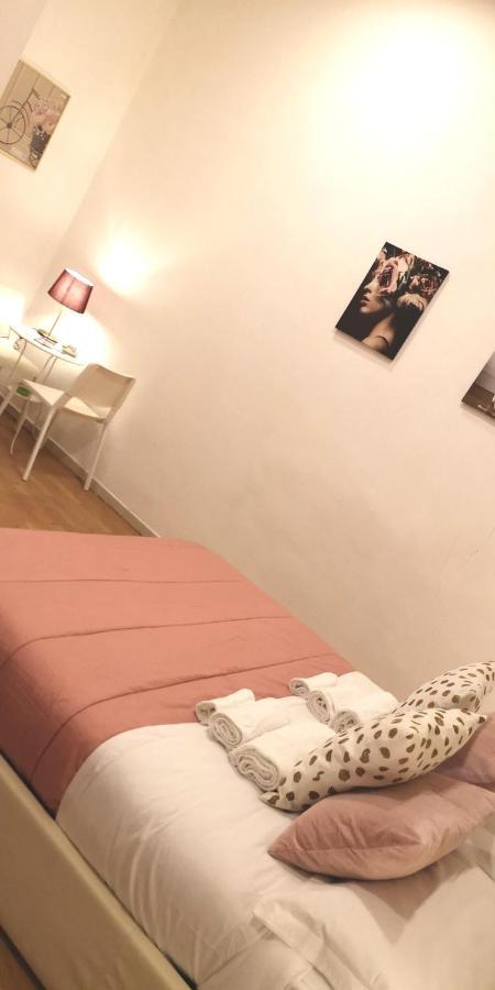 Bed and Breakfast Domus Luigi Leone Neapol Exteriér fotografie